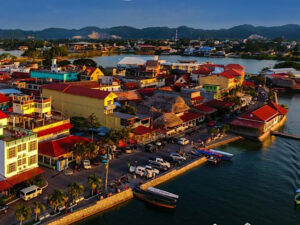 Flores Island: Picturesque & Joyful