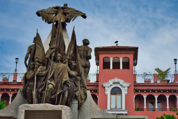 Panama City: Canal & History - Image 3